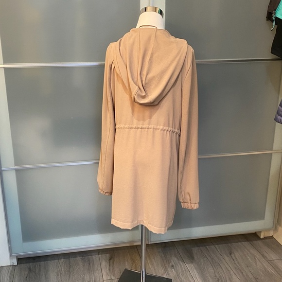 Romeo & Juliet Lightweight Drawstring Jacket - Picture 2 of 5